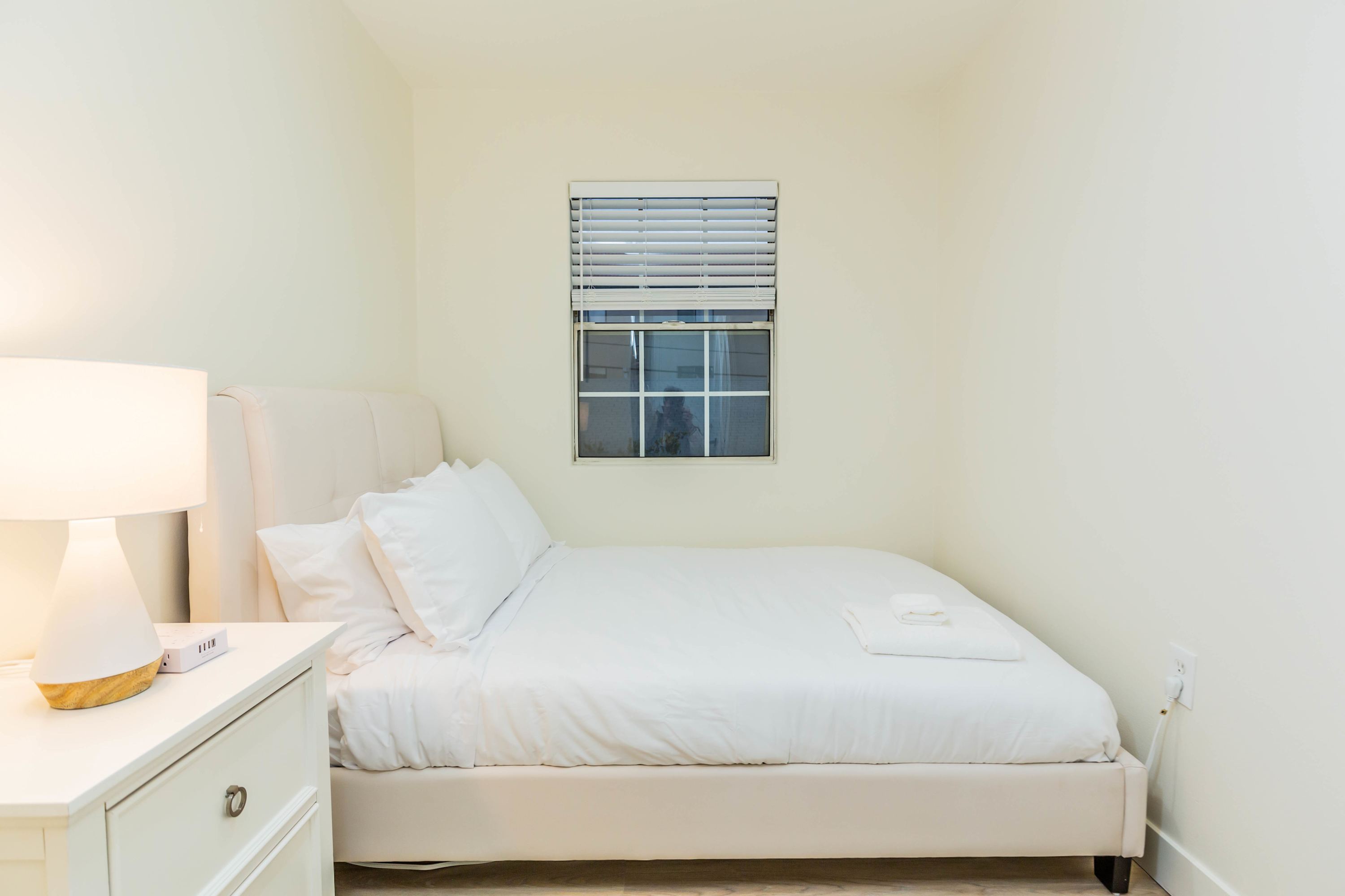 46 S Lotus Ave Unit B #Bedroom 5, Pasadena, CA 91107 photo 3