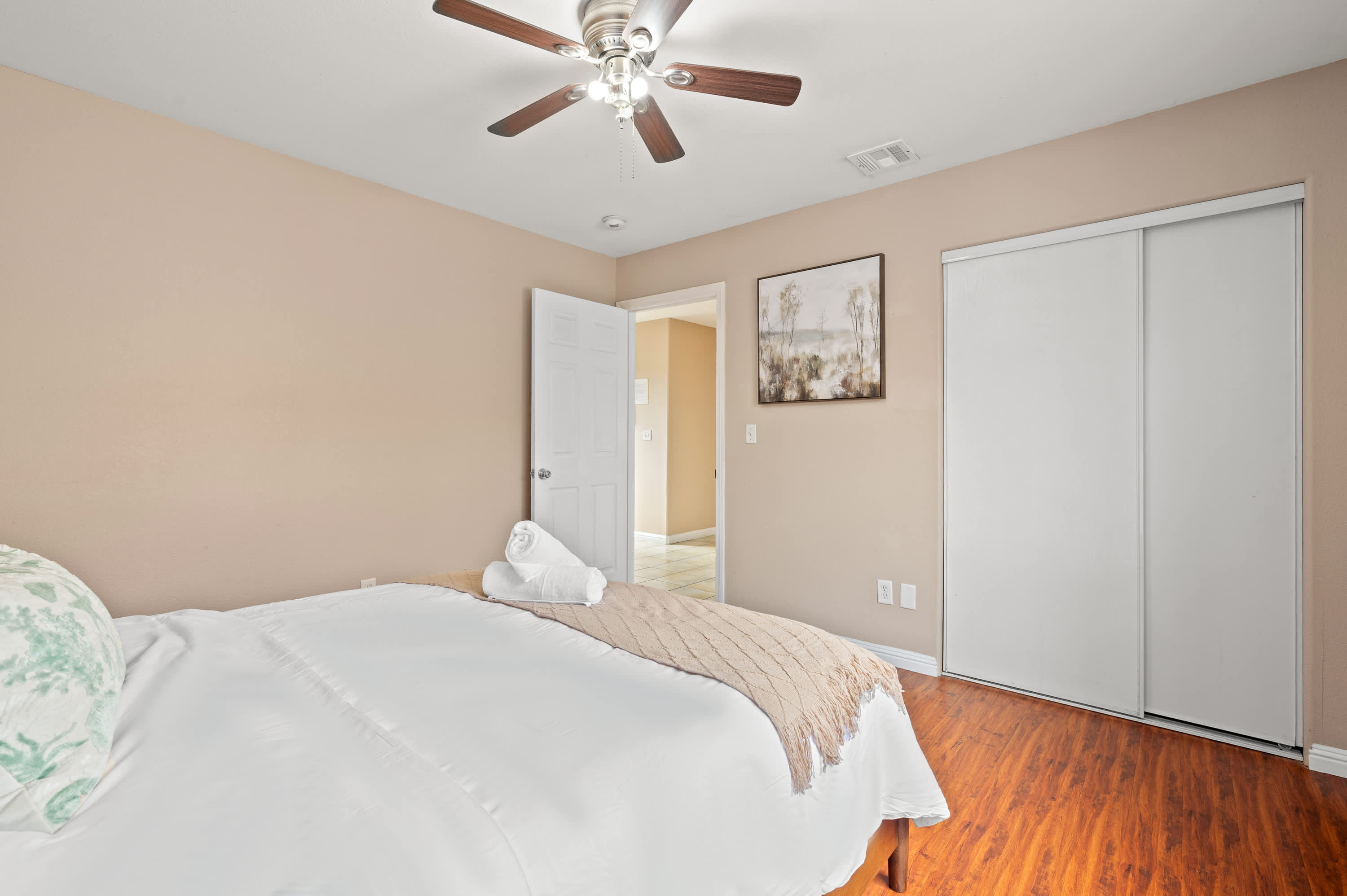 Near USC&DTLA Spacious Private Bedroom #7 photo 1