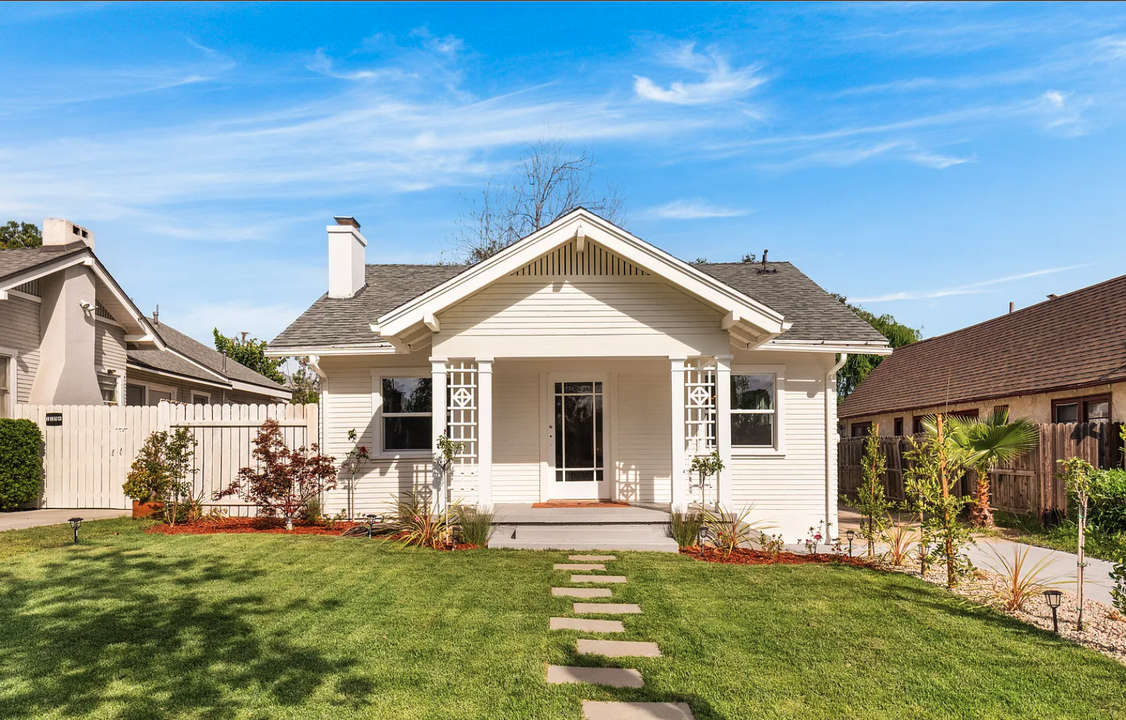 1166 North El Molino Avenue, Pasadena, CA 91104