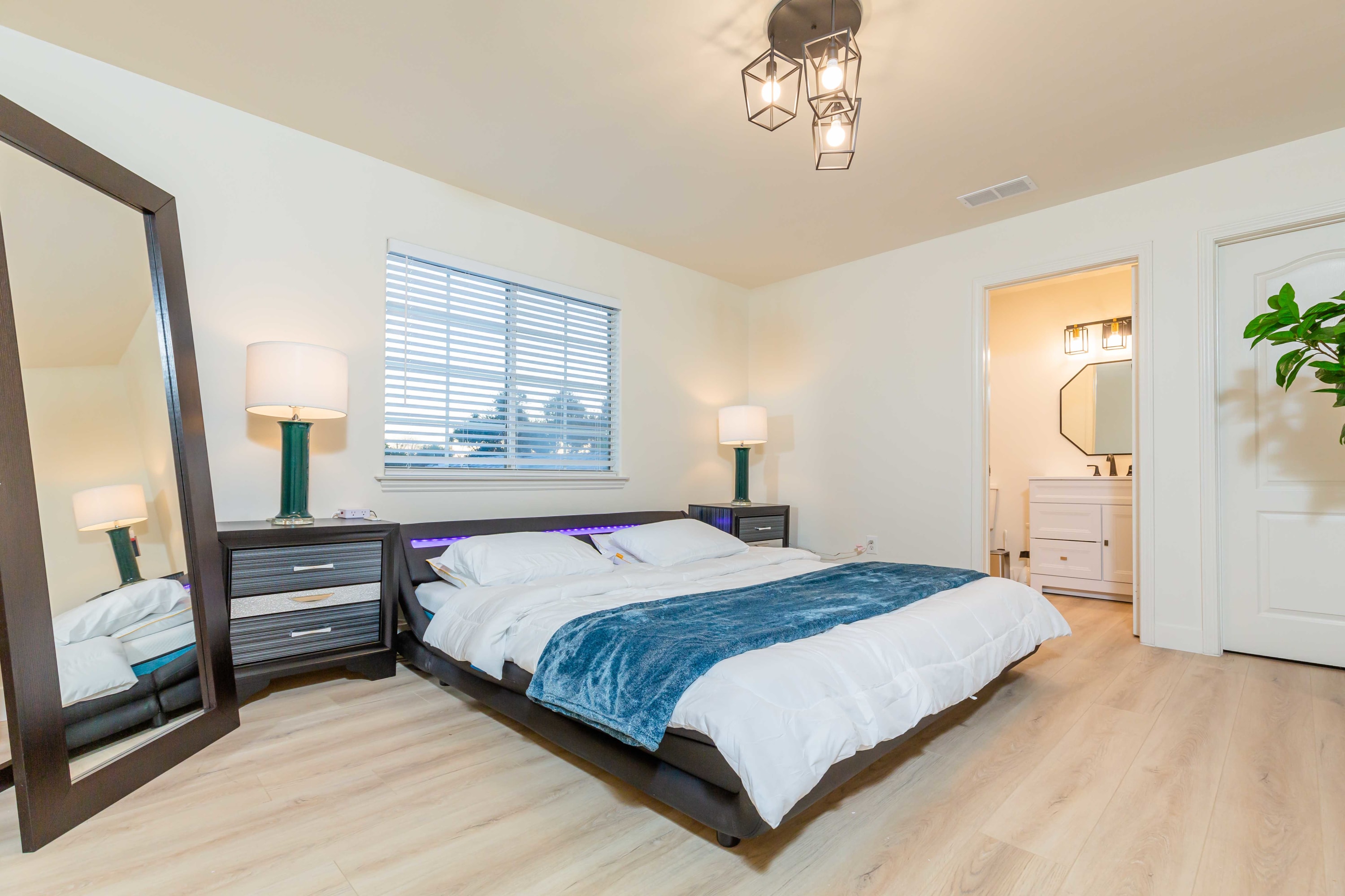46 S Lotus Ave Unit B #Bedroom 1, Pasadena, CA 91107 photo 2